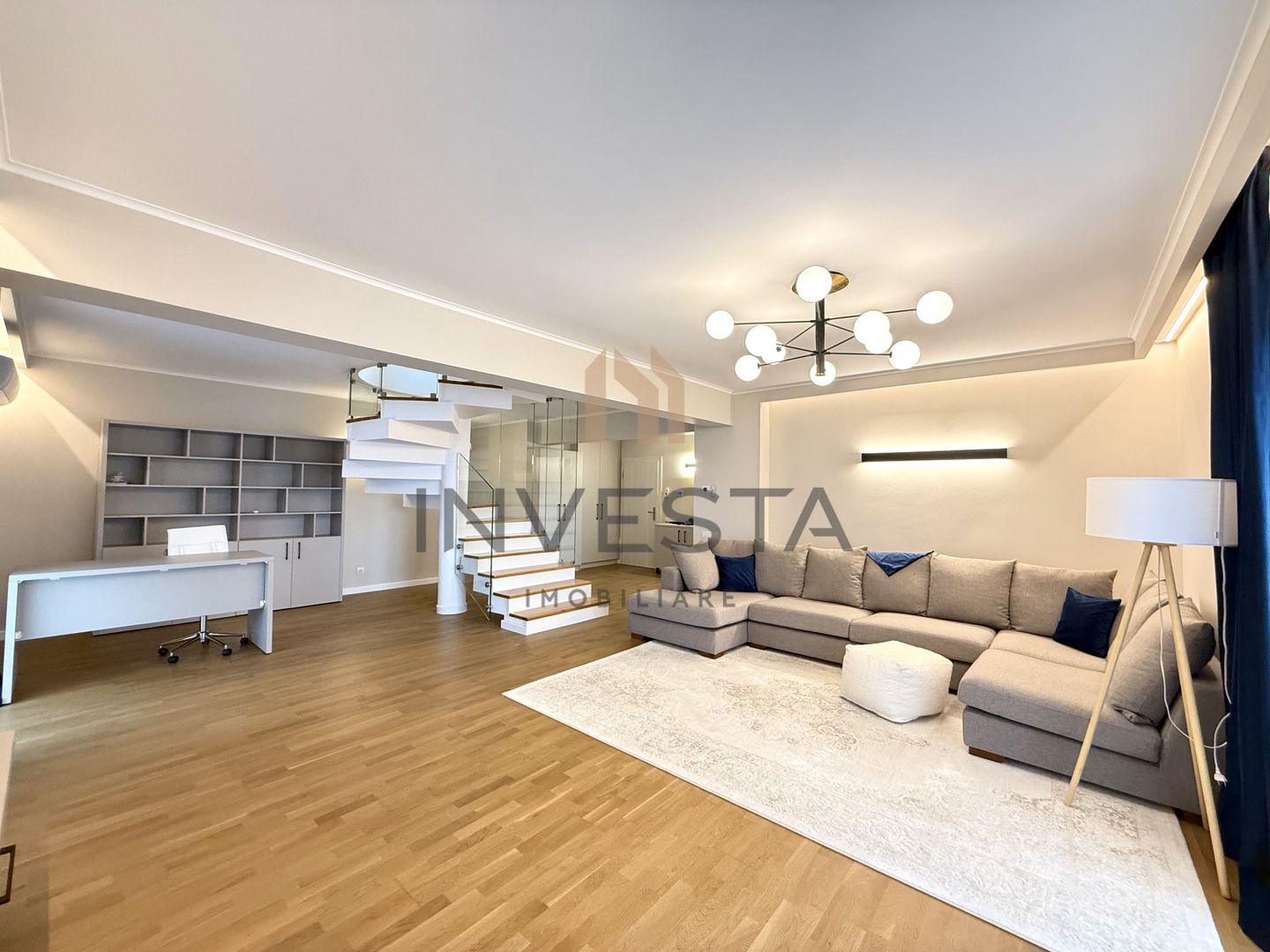 Penthouse modern de 150 mp utili! + 2 Terase de 200 mp! - Poză 1