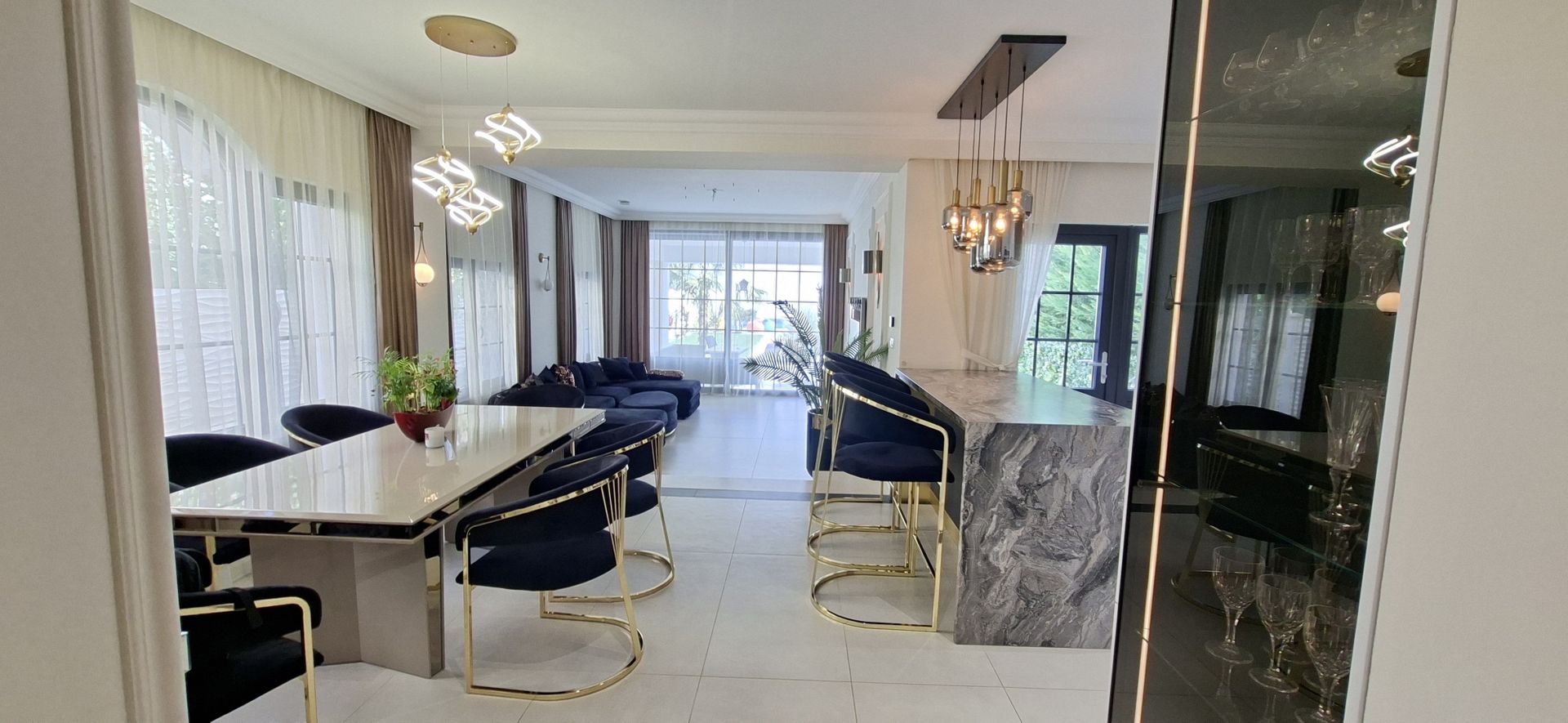 Vila spatioasa cu piscina - Dumbravita/Padurea Verde - Poză 8