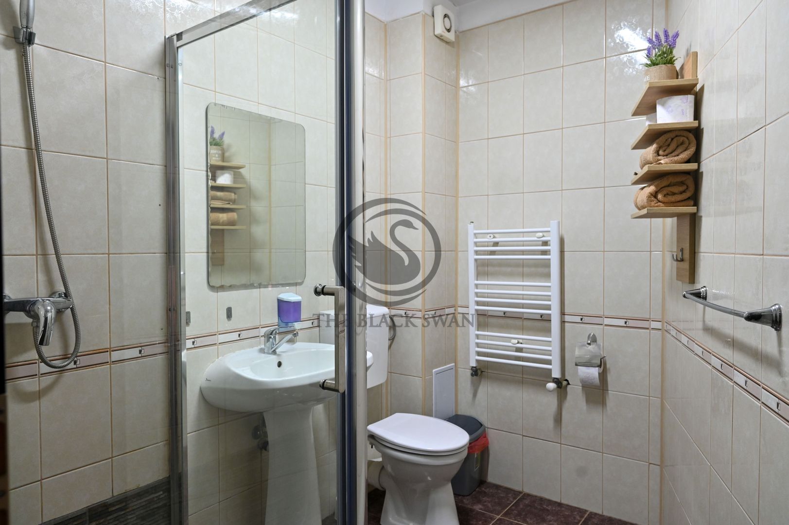 Pensiune la cheie de vanzare | 10 camere | Sacele, Brasov |Comision 0% - Poză 30