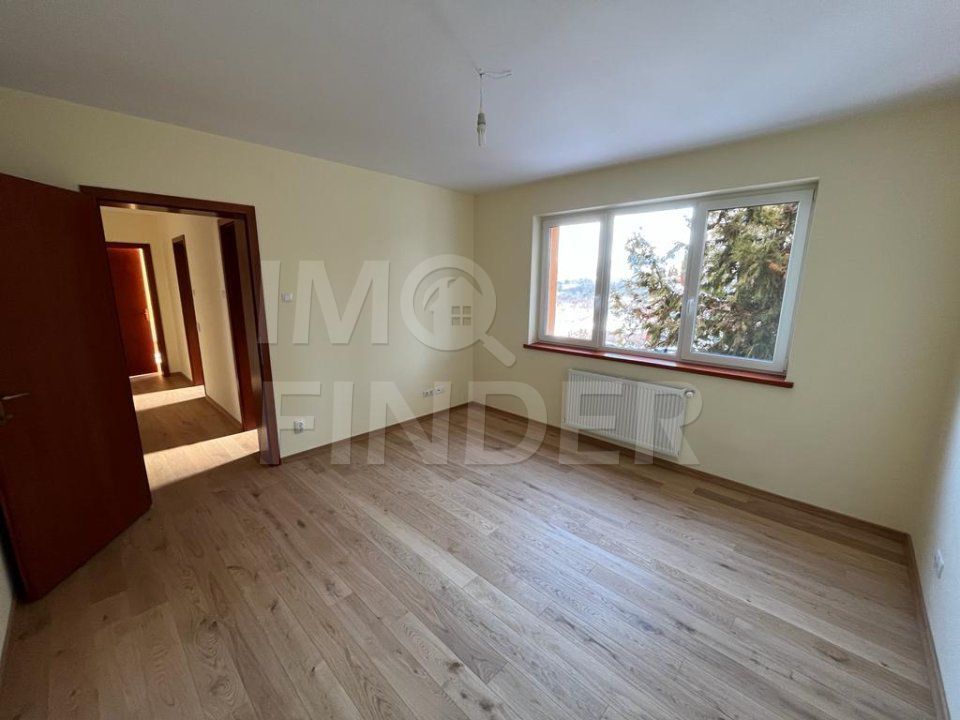 Vanzare 3 camere  Buna Ziua, 106 mp utili, 2 parcari - Poză 1