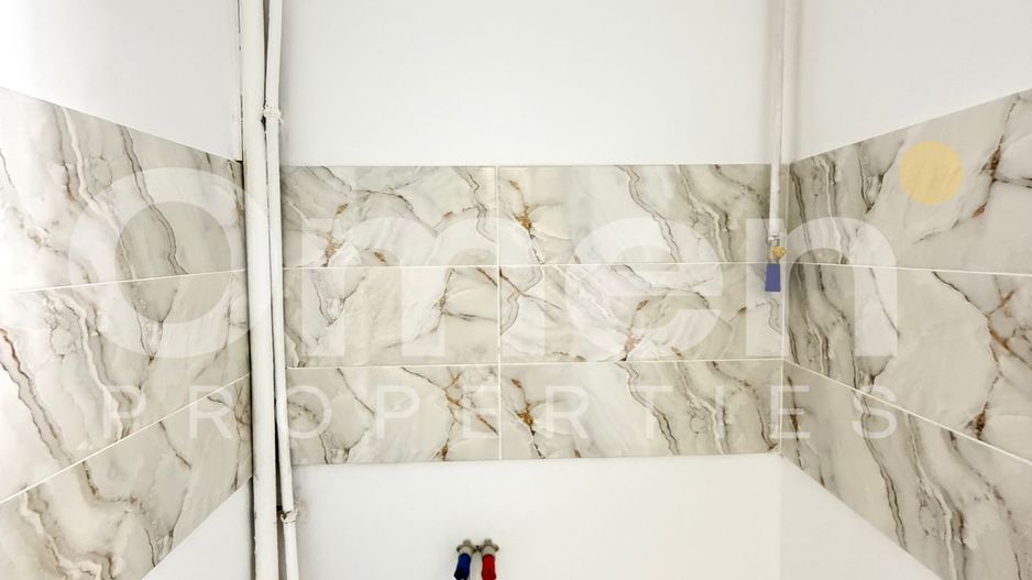Garsoniera renovata, etaj intermediar, zona Pietei Izvoare - Poză 3