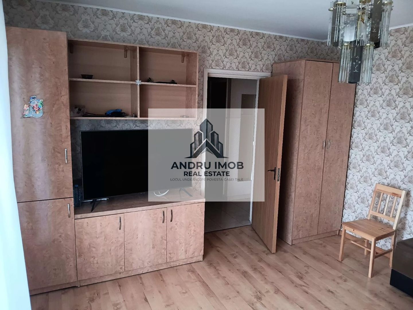 Apartament 2 Camere/ Decomandat/ Metrou Titan - Poză 1