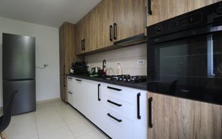 Giroc, plan parter, mobilat si utilat complet ! Loc parcare privat. - Poză 1