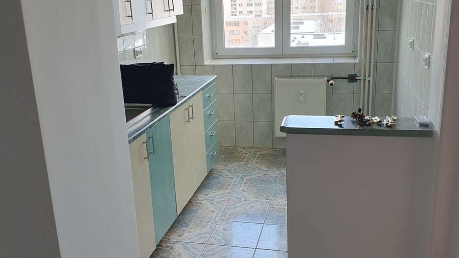 Proprietar ofer spre INCHIRIERE un apartament 2 camere , pe Bulevardul Nicolae Grigorescu. - Poză 1