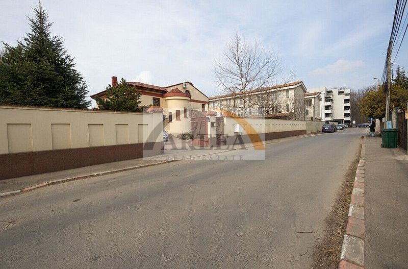 Vila cu 750 mp utili si teren de 1.480 mp in Erou Iancu Nicolae - Poză 45