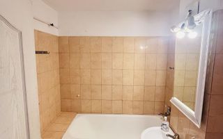 Apartament 3 camere decomandat, Alexandru cel Bun, Iași - 107.000 EUR - Poză 3