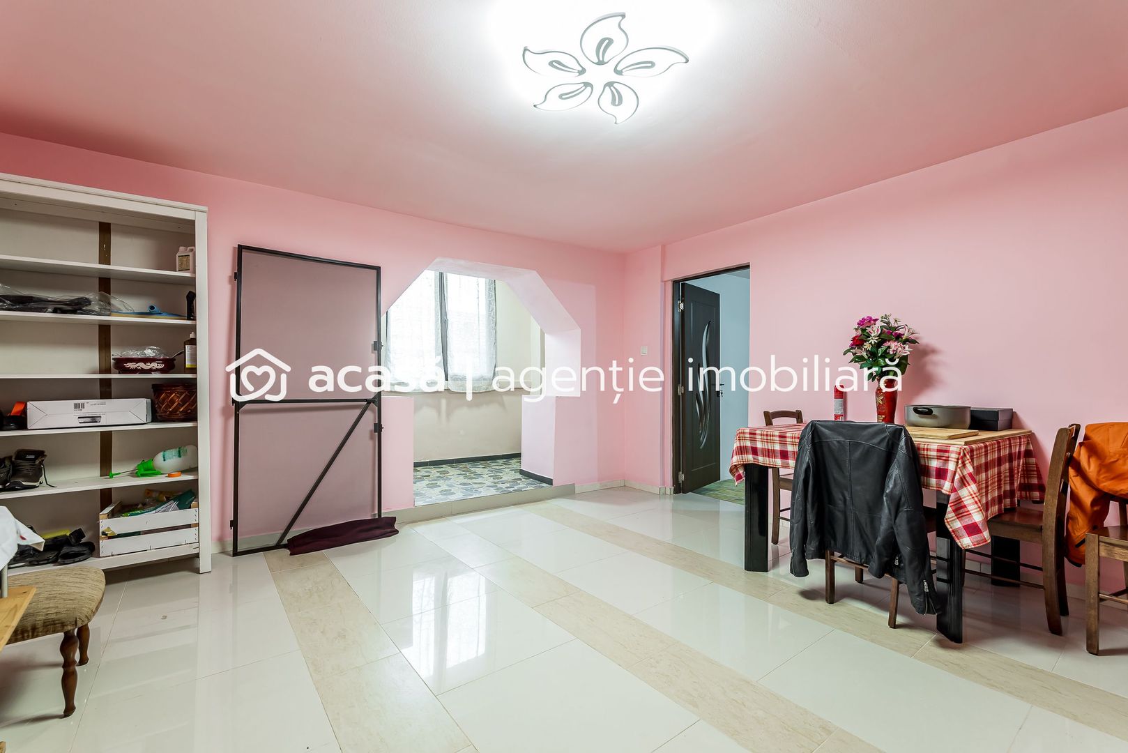 Casă în Vinga – restaurată Integral 2025 | 3 camere | teren generos - Poză 6