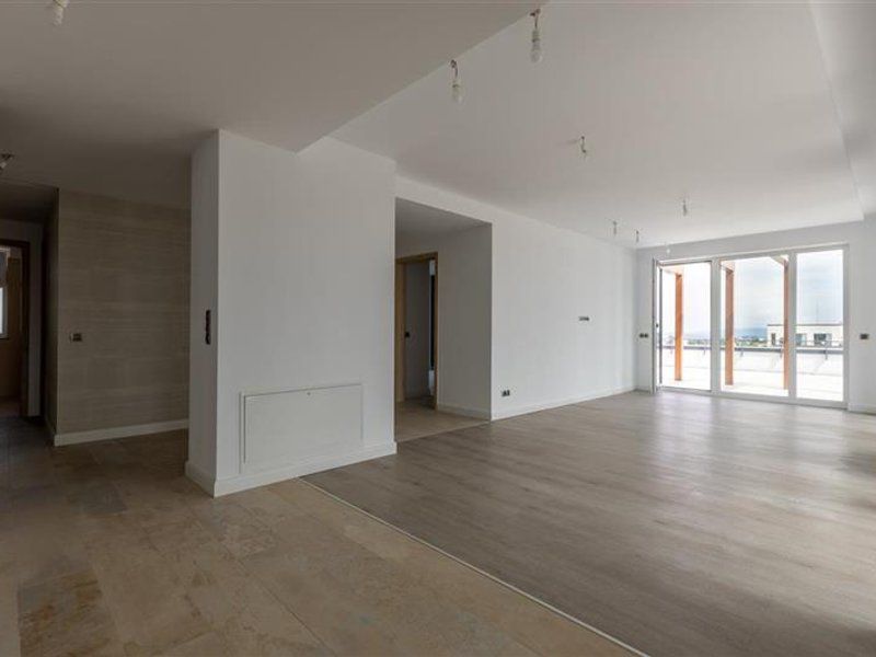 Vindem penthouse 4 camere FINALIZAT zona Coresi - Avantgarden - Poză 4