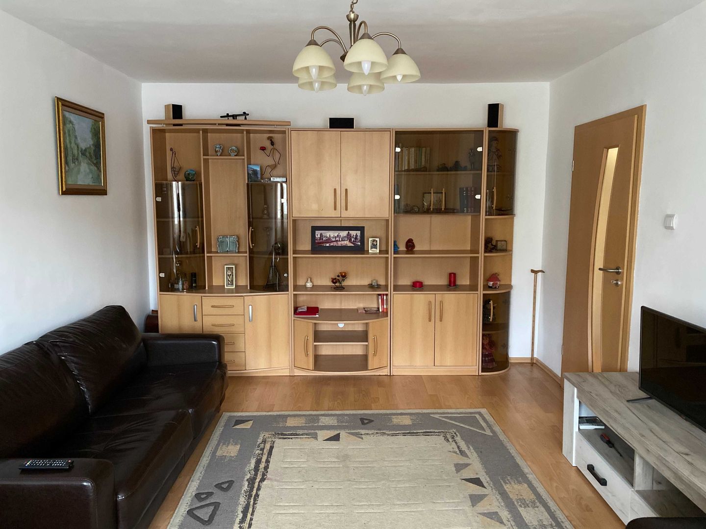 Soarelui-Parc padurice |  4 Camere | Etaj 2 | Aer Conditionat - Poză 1
