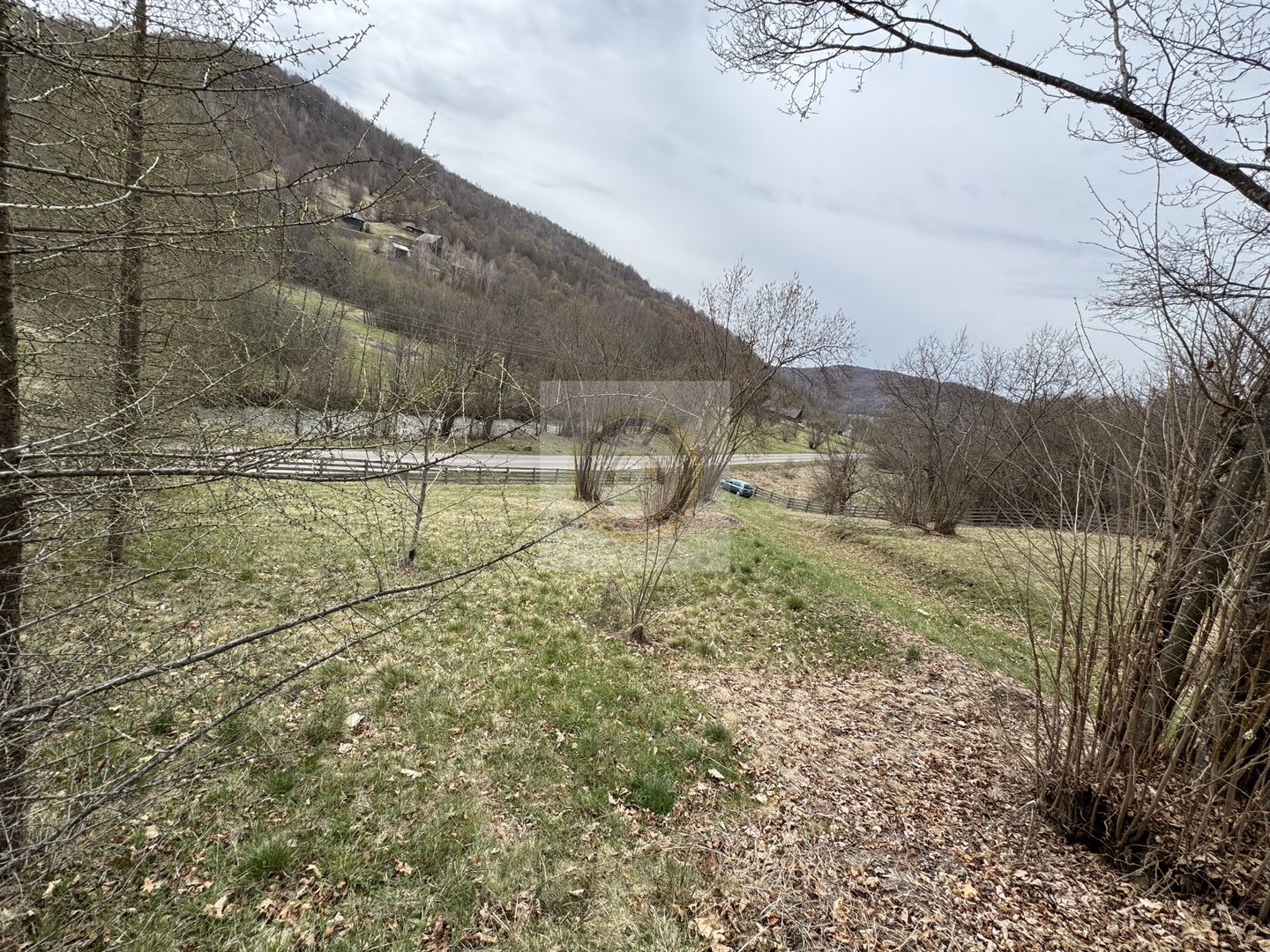 Parcelă spațioasă, casă de vacanță aproape de hanul Asszonybosszantó - Poză 5