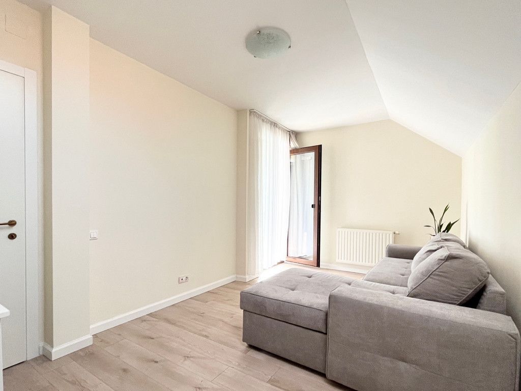 Pipera | Vila 5 Camere | Individuala | Renovata | Garaj - Poză 12