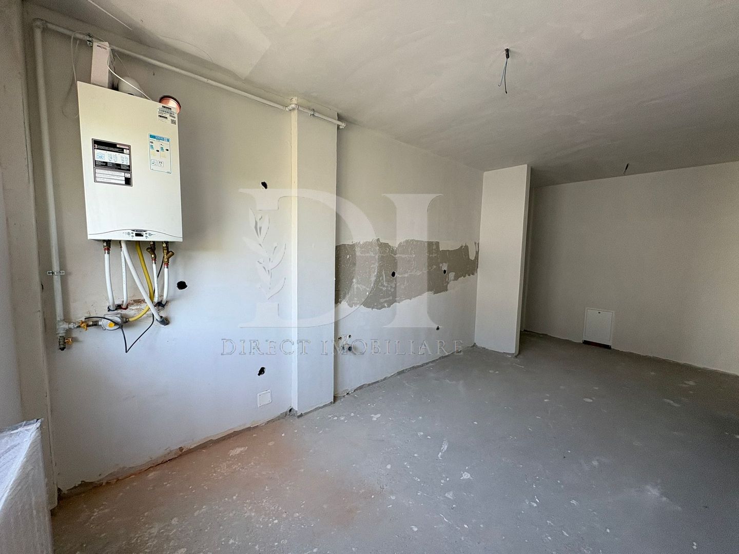 Apartament decomandat - Poză 4