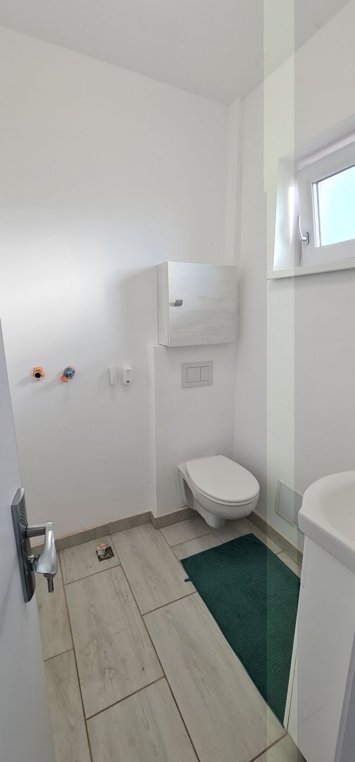 Casa finalizata intabulata mobilata in Cartier Izvor Tarlungeni Brasov - Poză 9