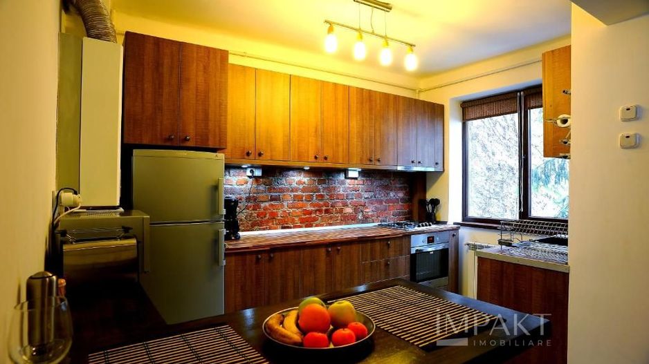 Apartament cu 2 camere in Piata Mihai Viteazul - Poză 3