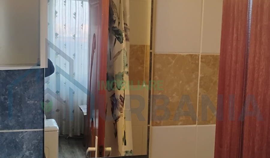 Închiriez garsoniera zona piața Niculina - Poză 6