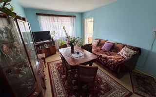 Apartament 2 camere, etaj 1 - zona Cetate - Poză 4