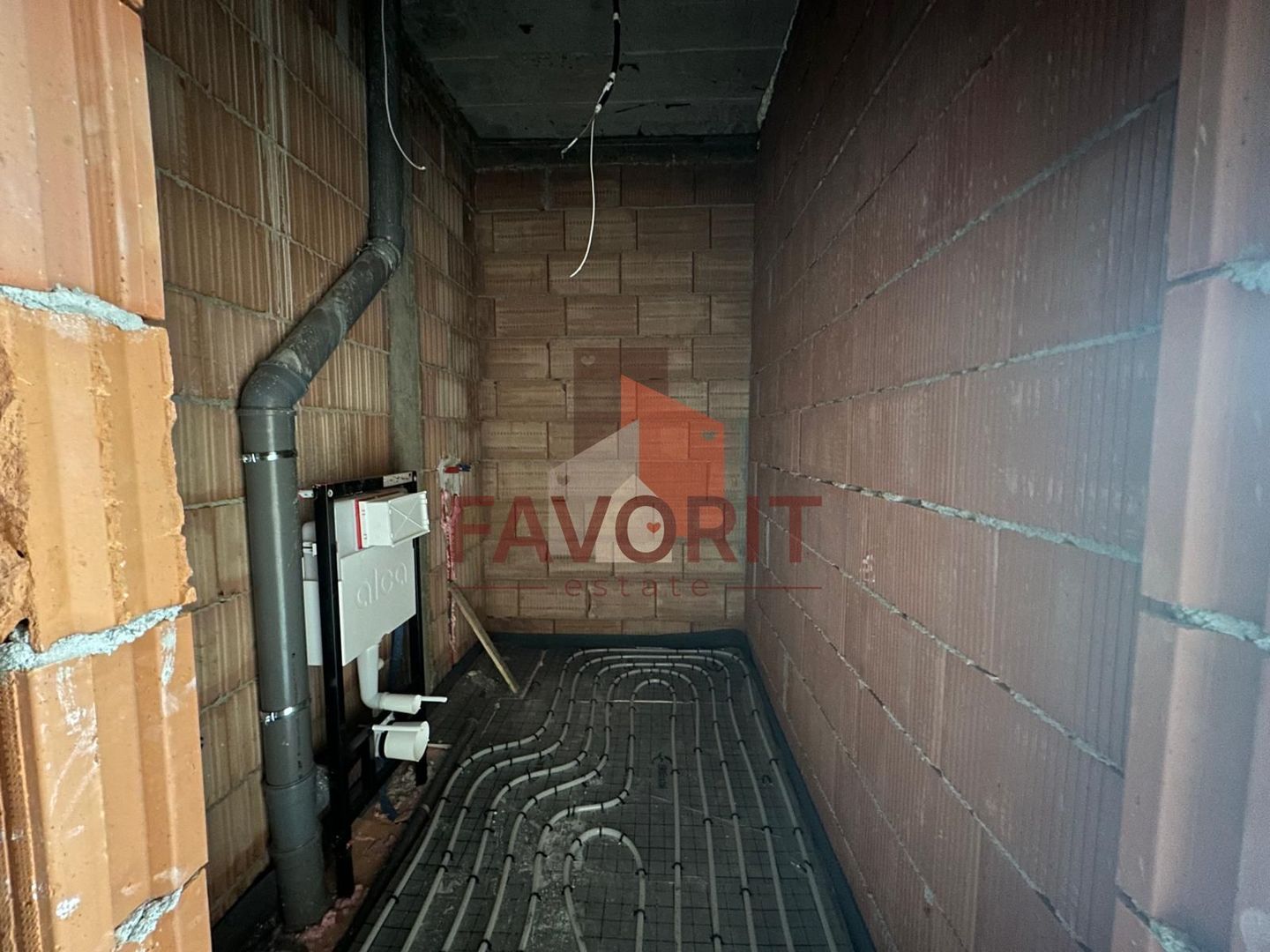 3 camere | 83 mp | Gradina proprie 50 mp | Bloc nou | dressing | 2 bai - Poză 12