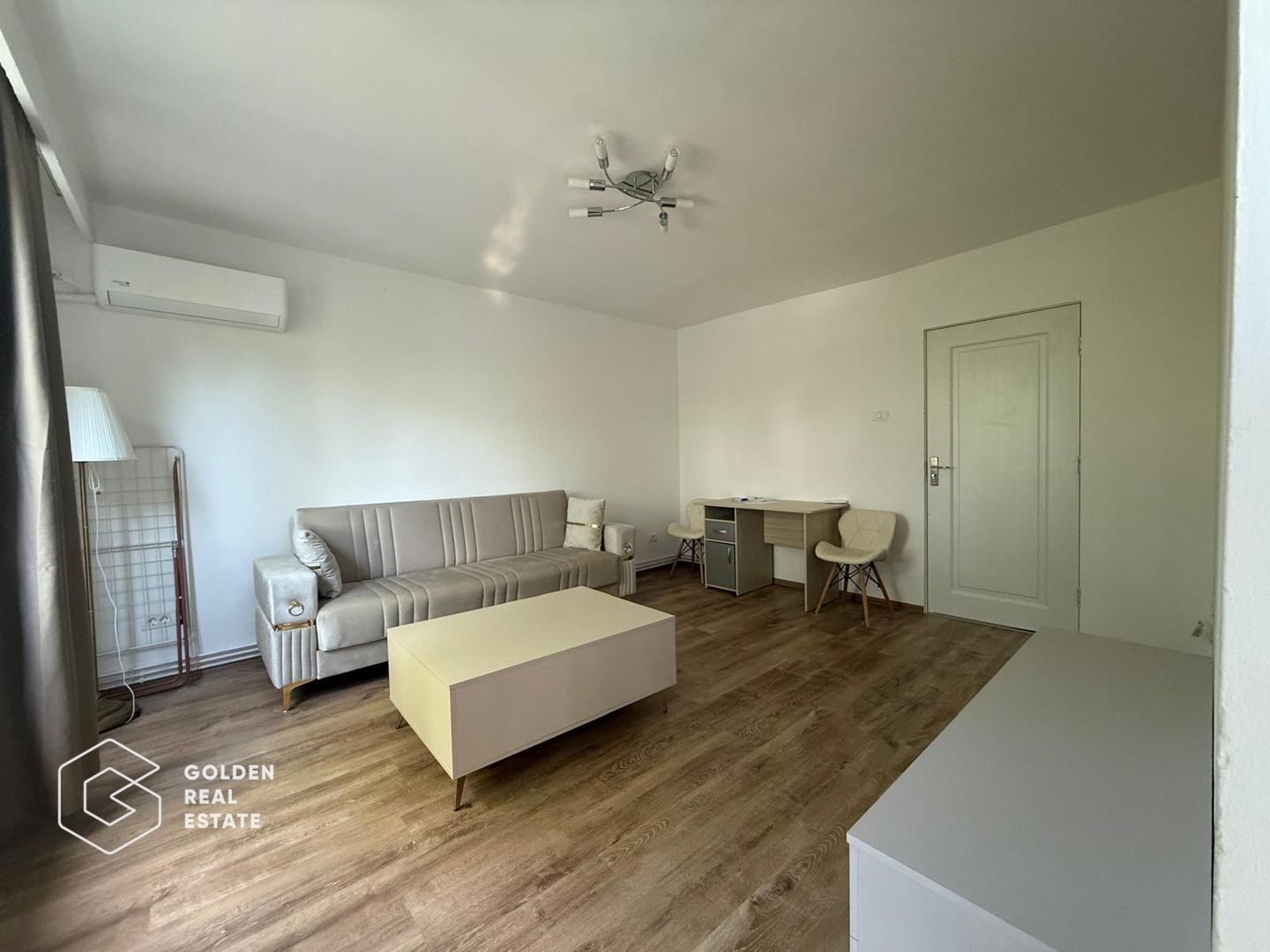 Confort și Locație Excelentă, apartament 2 Camere, Mobilat, lângă Prefectură - Poză 2