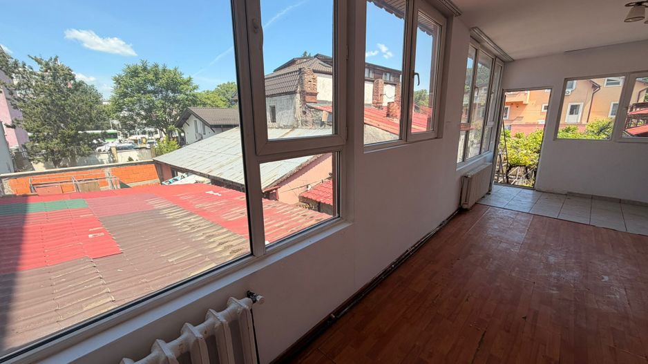 URGENT!,Sebastian-Liberty Center,190 mp utili, teren200 mp, NEGOCIABIL - Poză 1