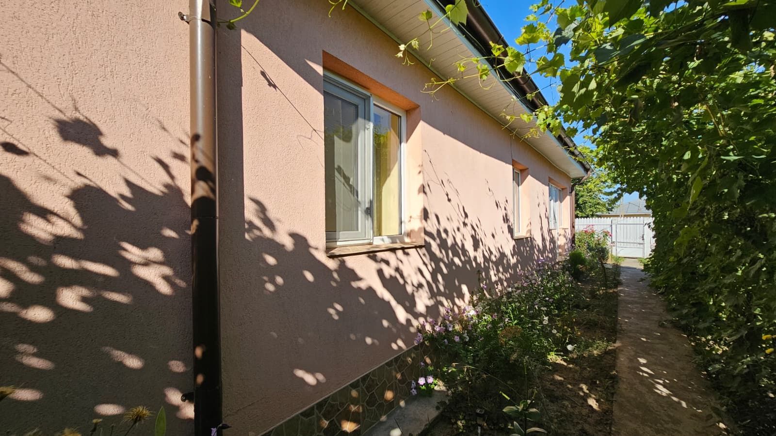 Munteni-Buzau - Casă 4 camere, 80 mp cu teren de 1.912 mp - Poză 10