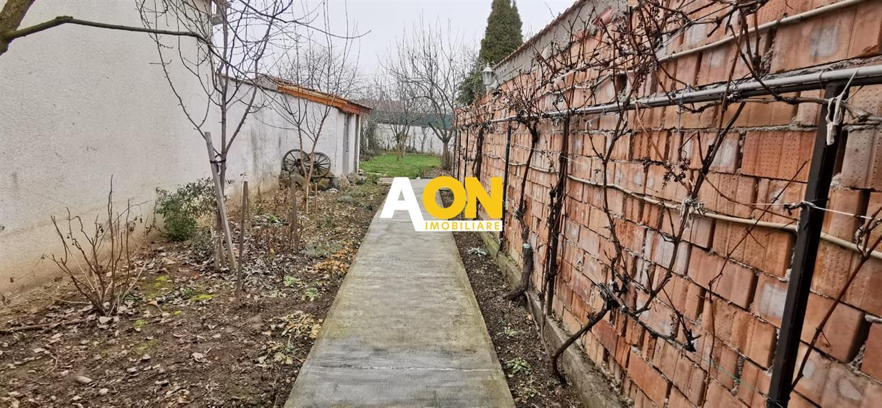 Casa in Centru zona linistita - Poză 14