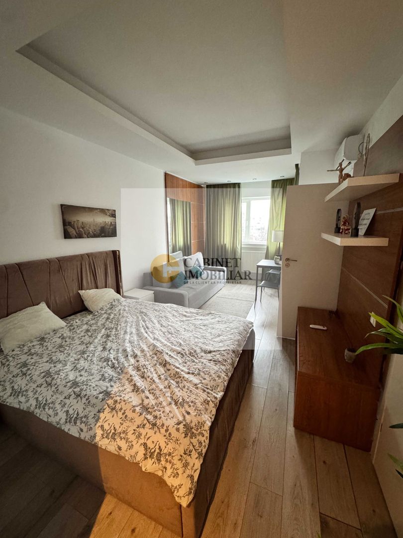 Garsoniera  | Piata  C. A. Rosetti | Vedere Panoramica  | Fara risc - Poză 1