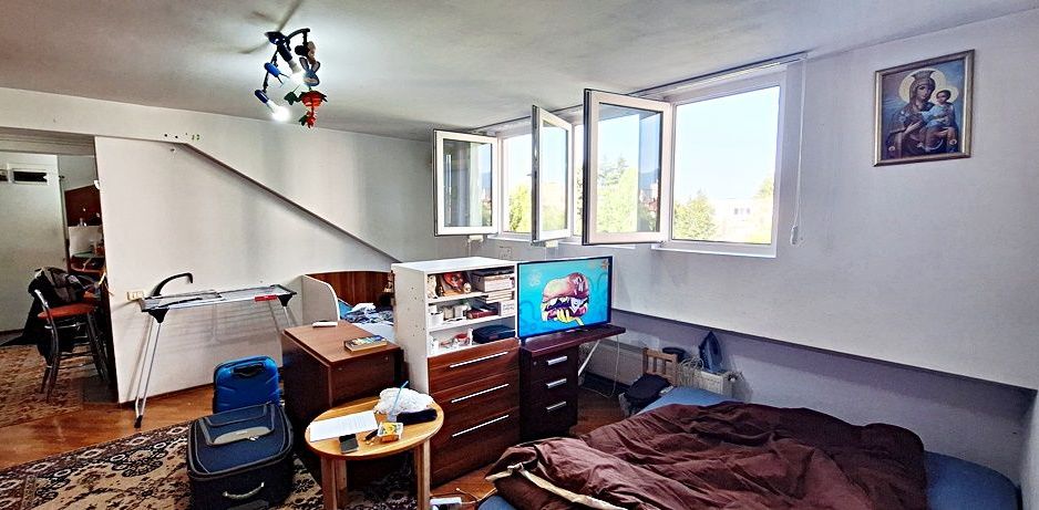 Cartierul Astra, langa Piata garsoniera generoasa- 46mp, pret 63000 euro - Poză 2