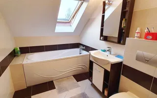 Casa 4 camere, garaj, 680 mp teren, ultracentral, Alba Iulia - Poză 19
