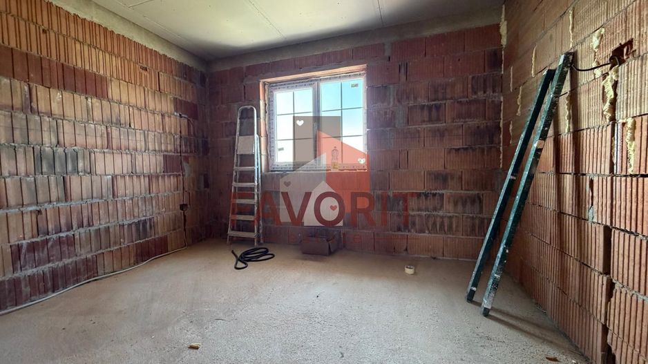 Duplex | 3 camere | Parter+Etaj | Toate utilitatile | Sanandrei | - Poză 7