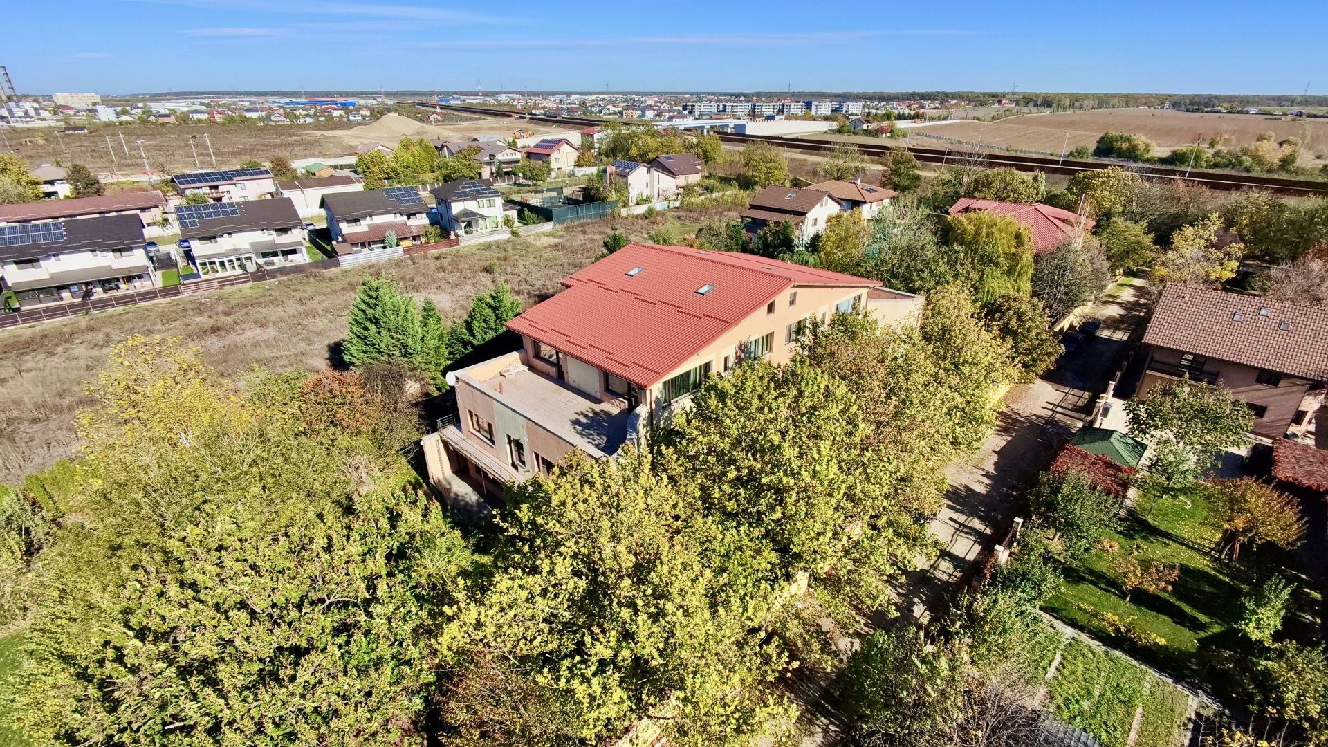 Duplex 14 camere Pantelimon Cernica 864 mp desfasurati - Poză 3