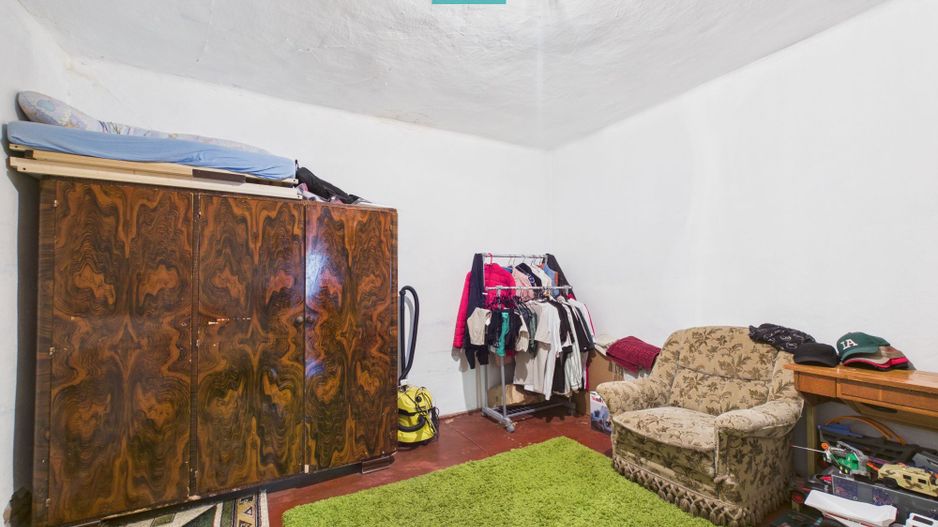 Casă cu 3 camere de vânzare în zona Bujac - Poză 21