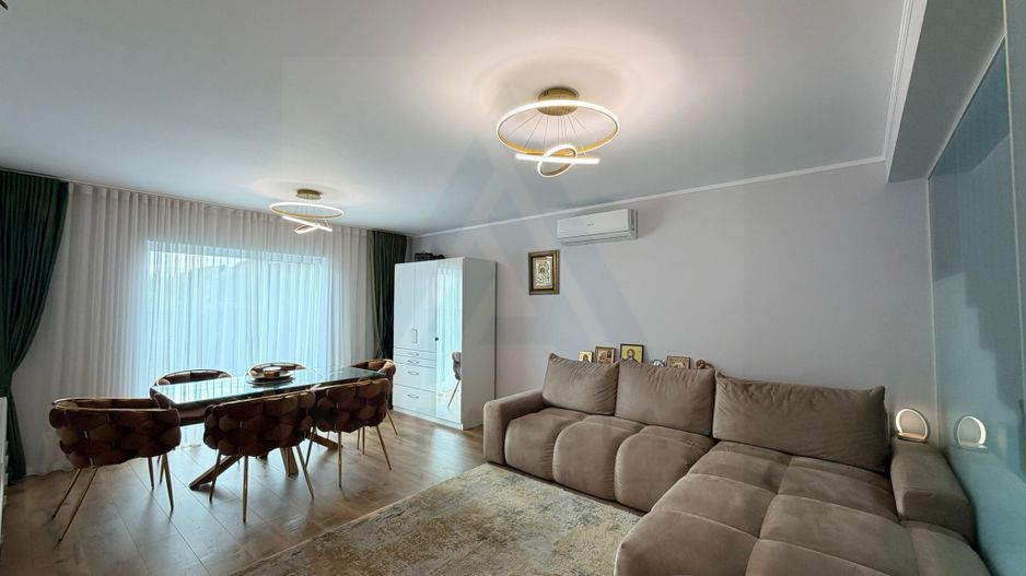 Casa individuala utilata 4 camere 120 mp utili garaj si teren Cristian - Poză 1
