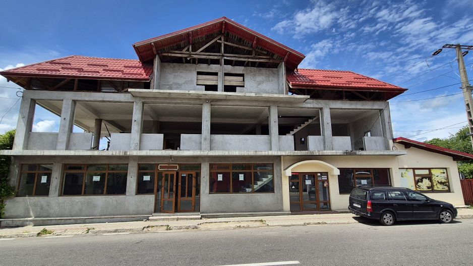 Spatiu comercial+Locuinta 664 mp construiti+anexa 16 mp si teren 845mp - Poză 46