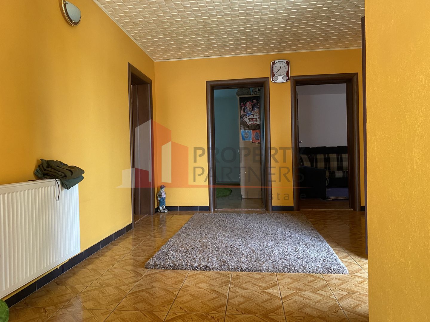 Casa Sabareni , rezidential/gadinita. - Poză 2