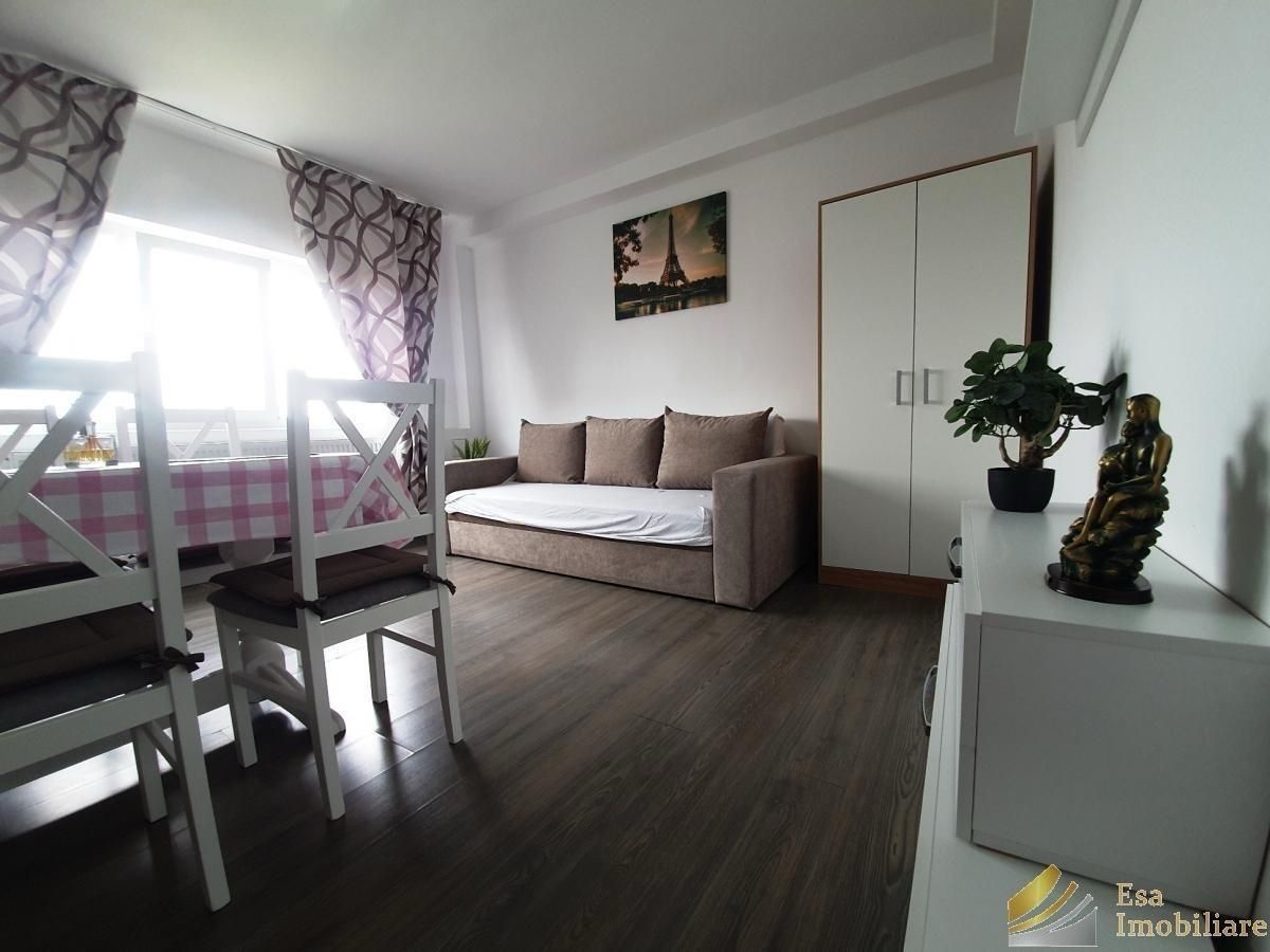 Apartament 3 camere - 13 Septembrie, langa Liceul Odobleja - Poză 3