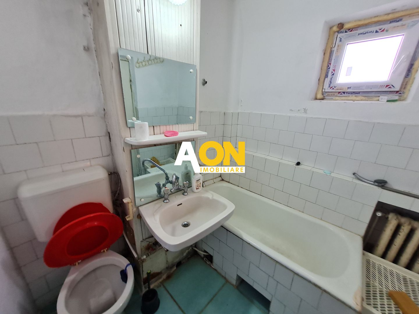 Apartament 4 Camere, Etaj 3, Decomandat, Zona Parc Cetate - Poză 5