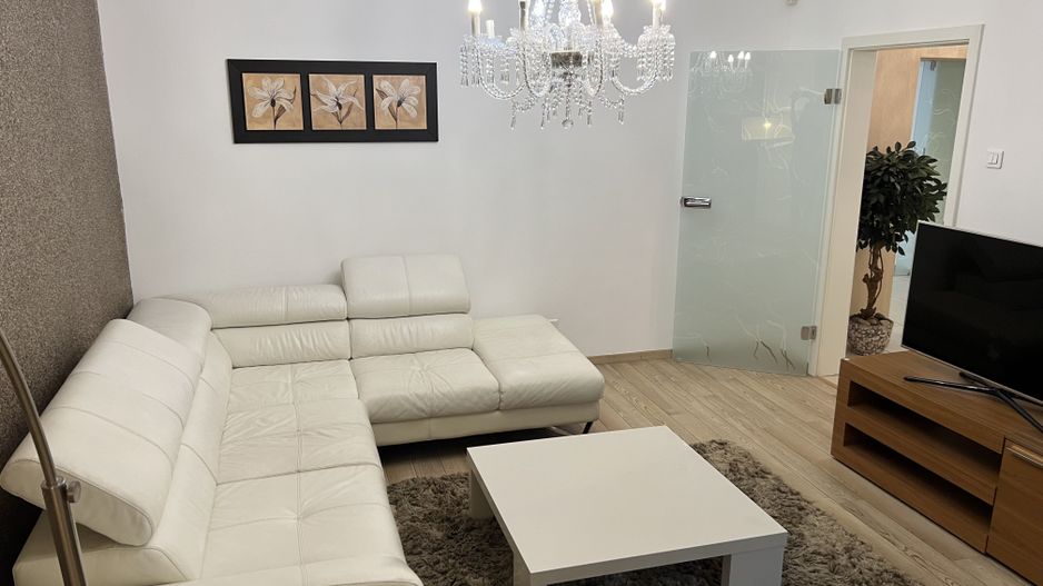 Apartament Lux 4 camere metrou loc parcare - Poză 8