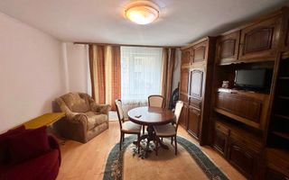 Garsoniera de Inchiriat | Parter | 2 Voievozi | 32 MP - Poză 1