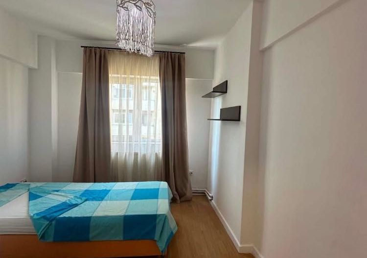 Apartament de vanzare - Poză 4
