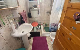 Casa Individuala Renovata cu 1600mp Teren - Poză 14