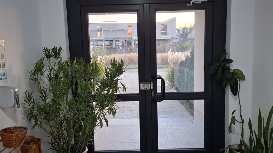 OTOPENI,  APARTAMENT 2 CAMERE - Poză 1