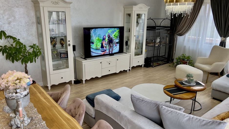 P. F.  Penthouse  Bucium 3 camere 140 mp MOBILAT - Poză 2