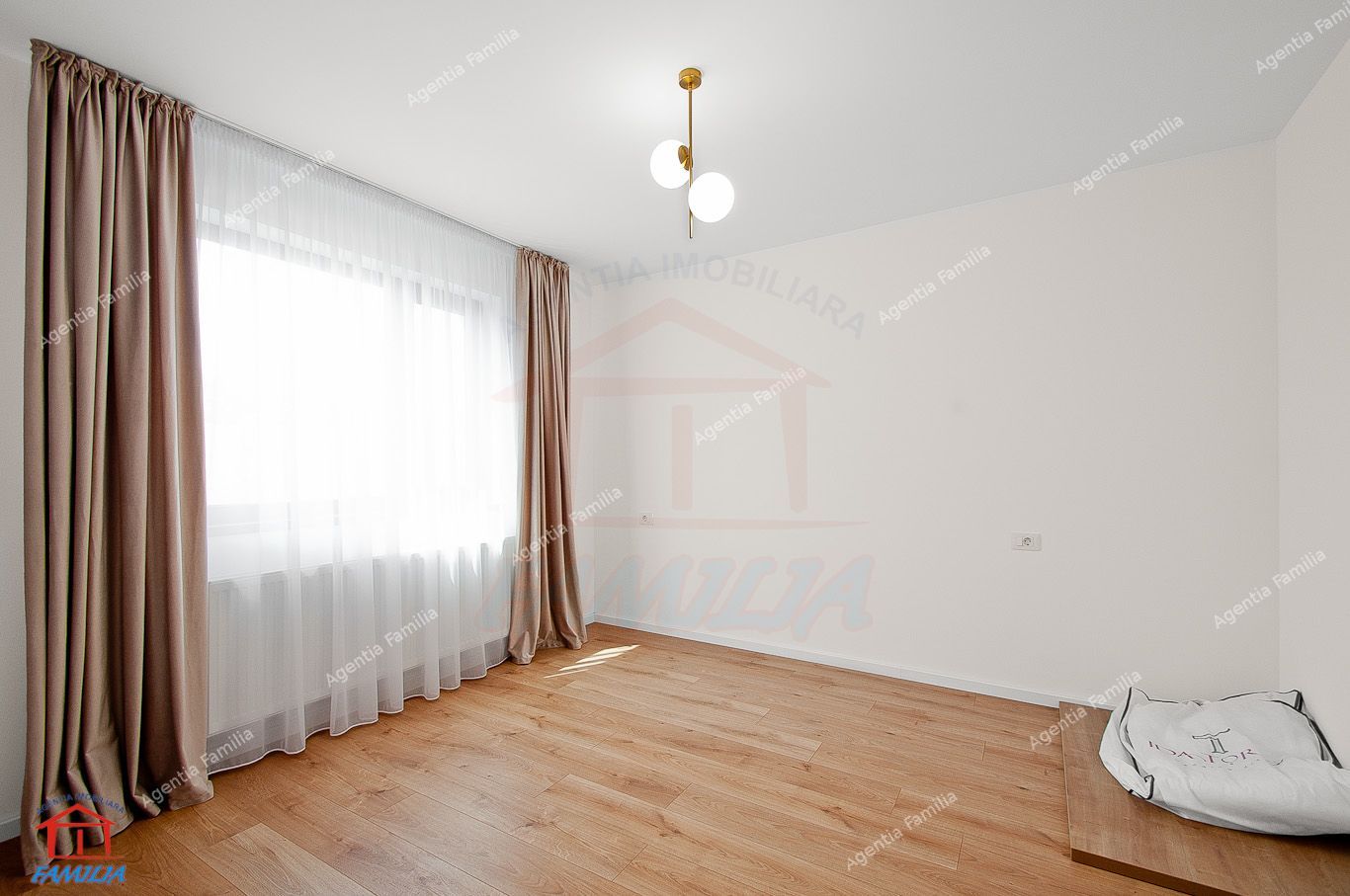 169.900 Euro casa noua Vanatori - Poză 13