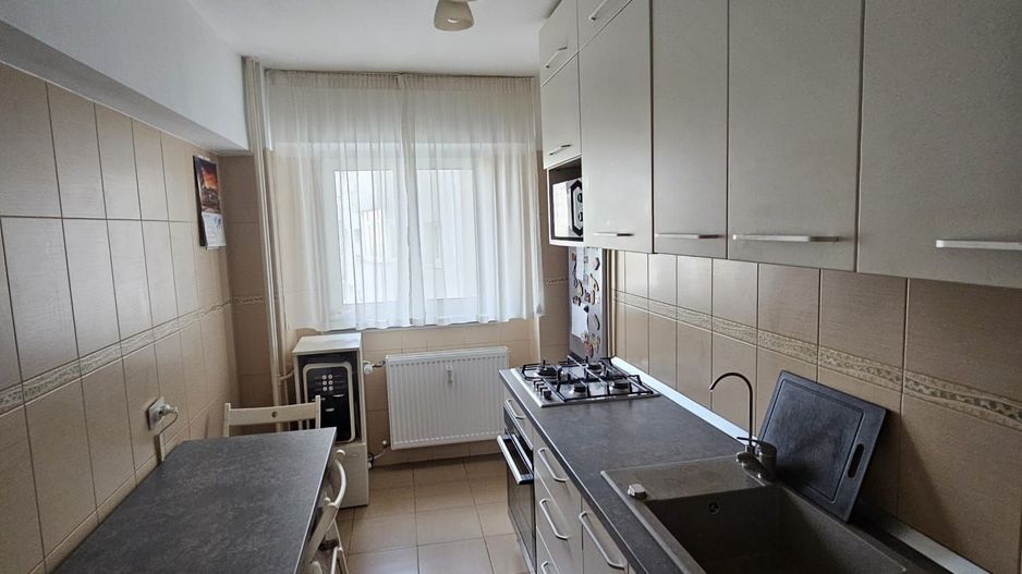 4 camere | 1 Mai | Turda | Mihalache | bloc 1981 - Poză 4