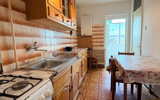 Apartament cu 3 Camere și 2 Băi  – Cartier Unirii - Zona Darina - Poză 8