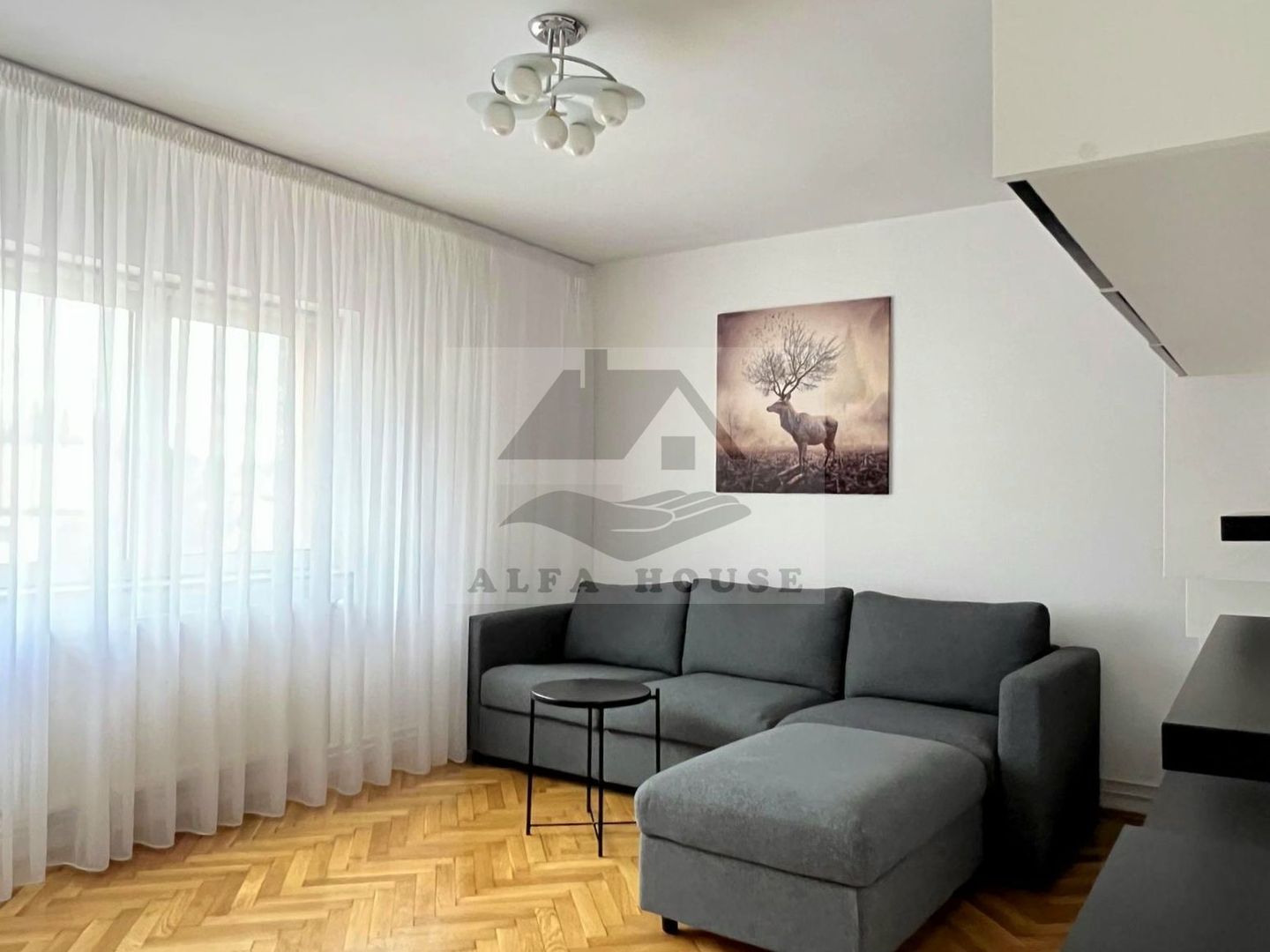 Apartament cu trei camere, Central Brasov - Dealul Melcilor , etaj 1 - Poză 1