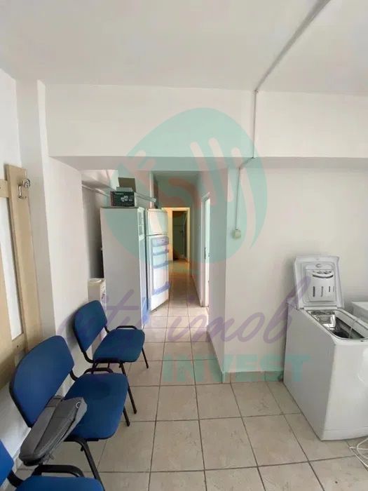 3 camere pe Bulevardul Decebal - Poză 2