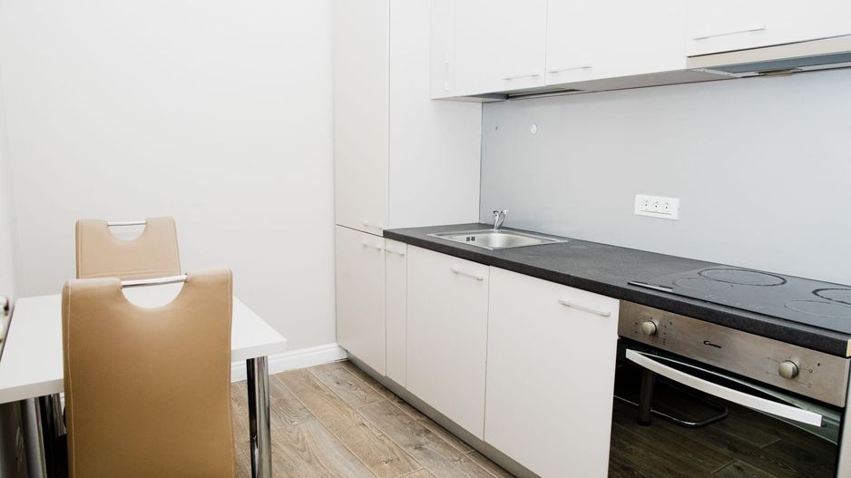 Apartament 2 Camere | Zona Sinaia - Langa Facultati | Etaj 2  Mobilat - Poză 6