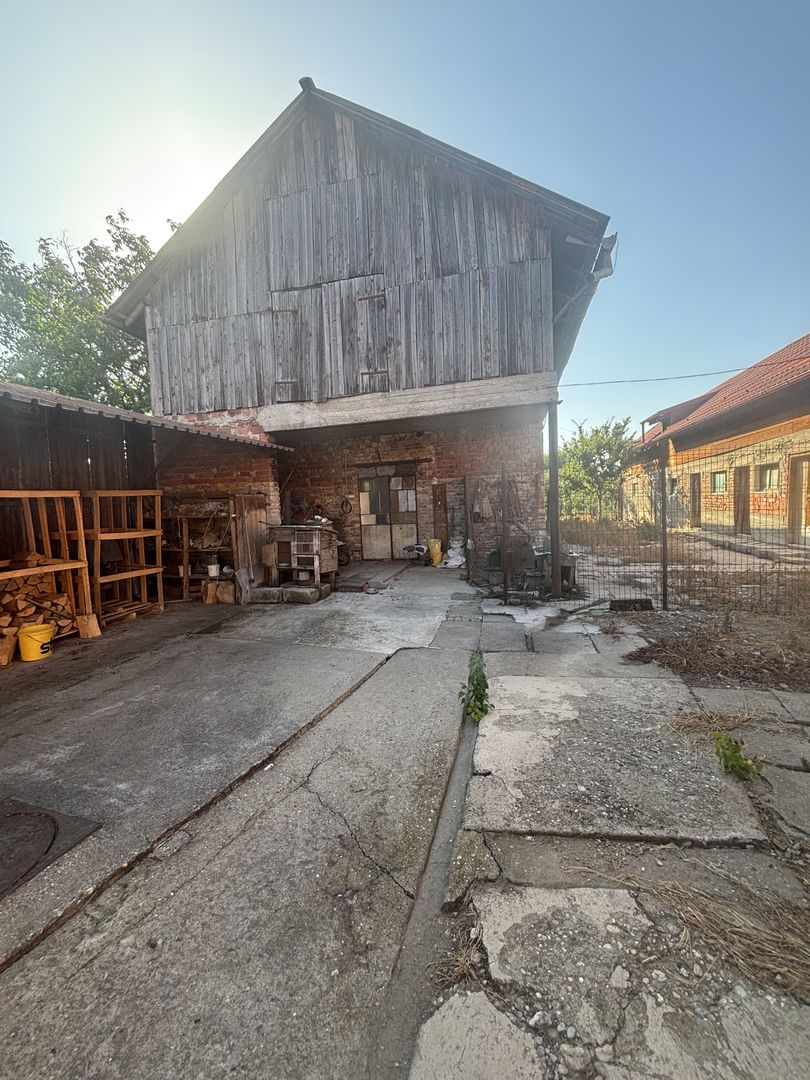 Casa solida aproape de Lidl Dumbravita - Poză 2