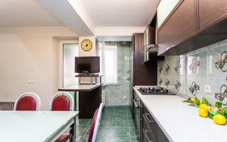 Vânzare, apartamnet 4 camere + living, str. Alba Iulia, Buiucani - Poză 3